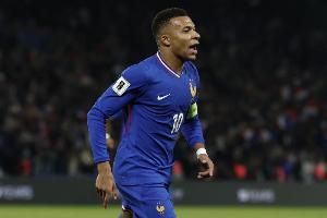 追平吉鲁57球纪录！姆巴佩世界杯首战破门，并列法国队史射手王！