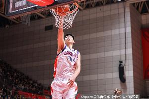 媒体人：徐昕也收到了北卡的招募邮件 但最终也是没能成行