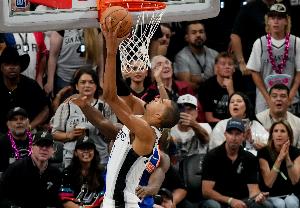 托尼·帕克：文班亚马是目前最强的NBA球员 从未见过这样的天才