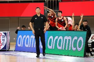 记者：李楠重执教鞭出任北京男篮主帅 率志在夺冠的北京征战CBA